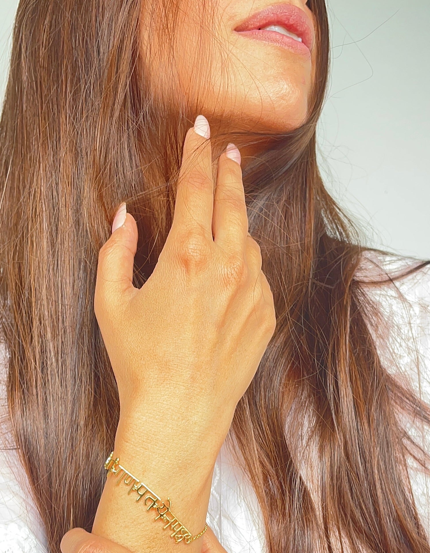 Om Gan Ganpataye Namaha (Bracelet- Gold)