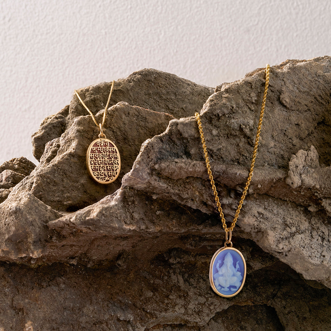 Ganesha Cameo carving and Shloka (pendant-Gold- Blue)