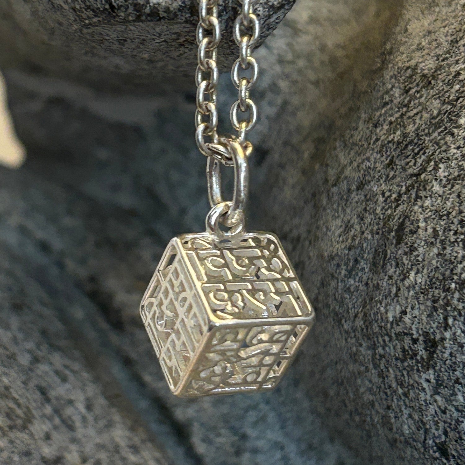 Ganesh Mantra Cube Pendant (925 Sterling Silver) (vakratuṇḍa prayer)
