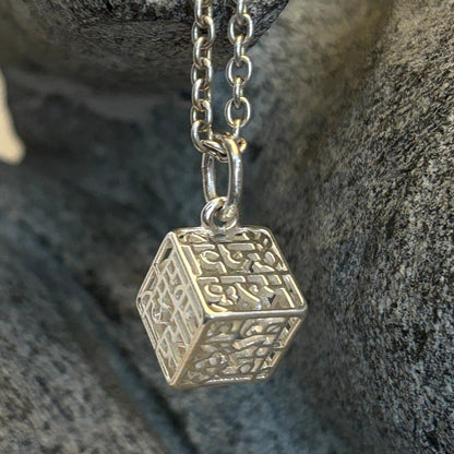 Ganesh Mantra Cube Pendant (925 Sterling Silver) (vakratuṇḍa prayer)