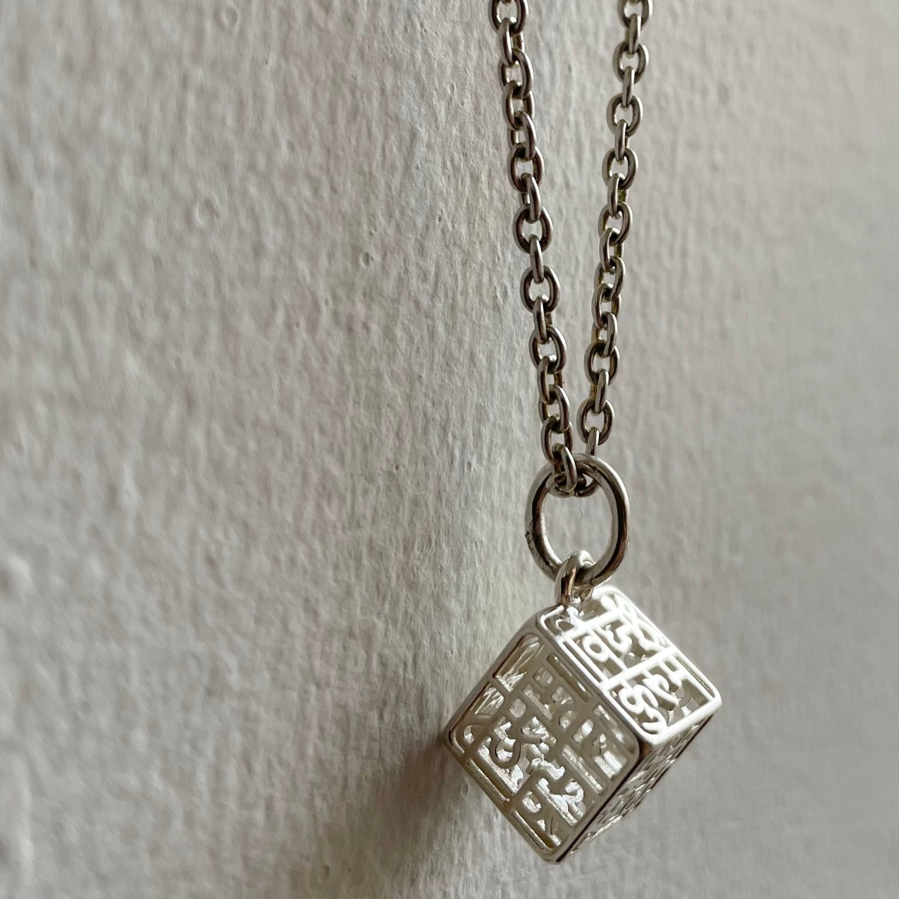 Ganesh Mantra Cube Pendant (925 Sterling Silver) (vakratuṇḍa prayer)