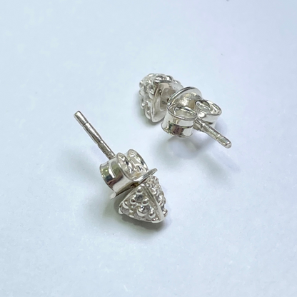 3 Space Pyramid Shine Medium Ear Studs (925 Sterling Silver)
