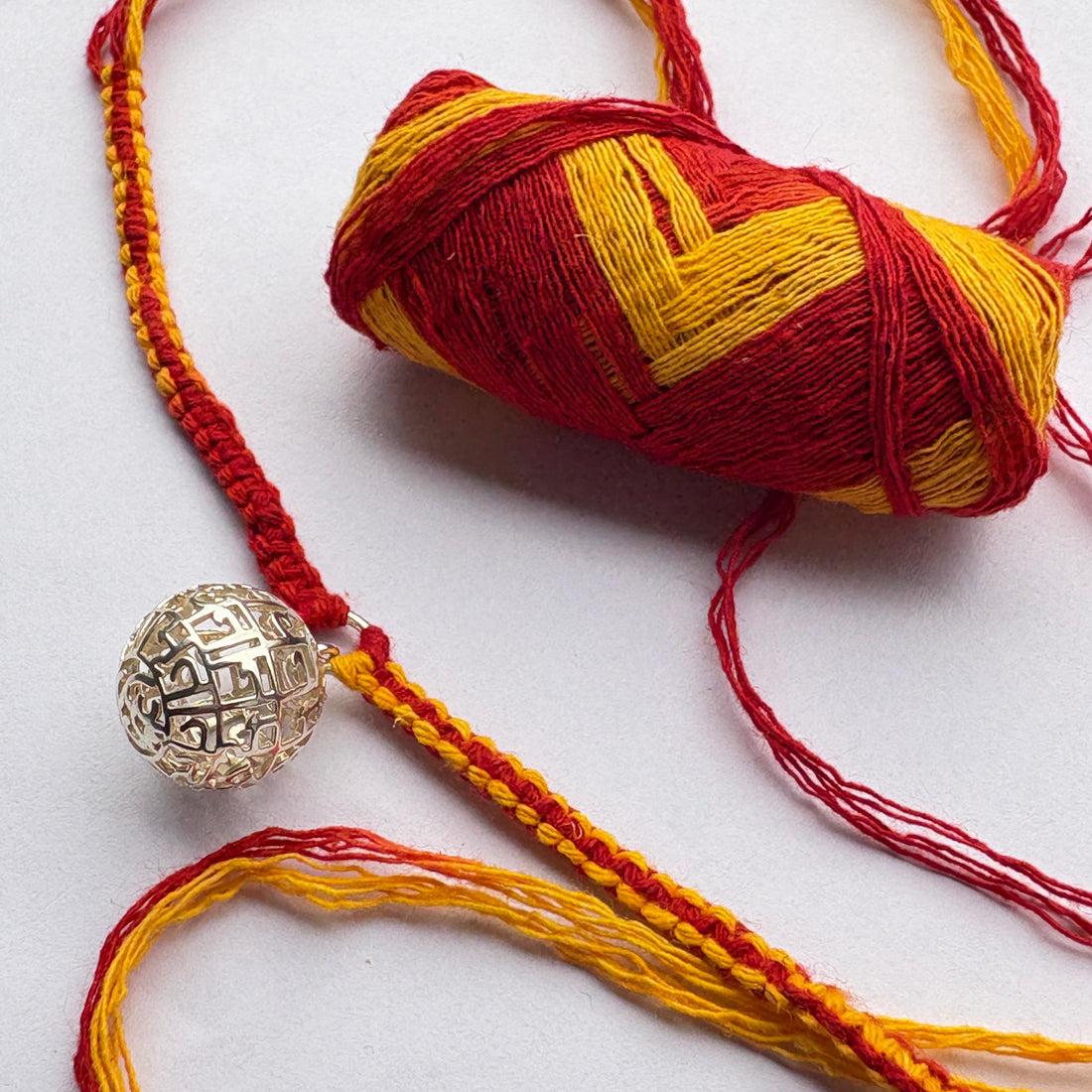 Rakhi Mahamrityunjaya mantra globe shape Silver