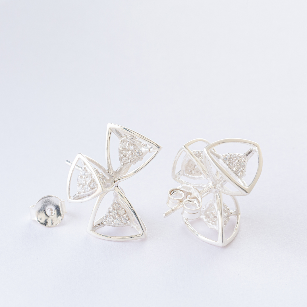3 Space Triora Earstud (925 Sterling Silver)