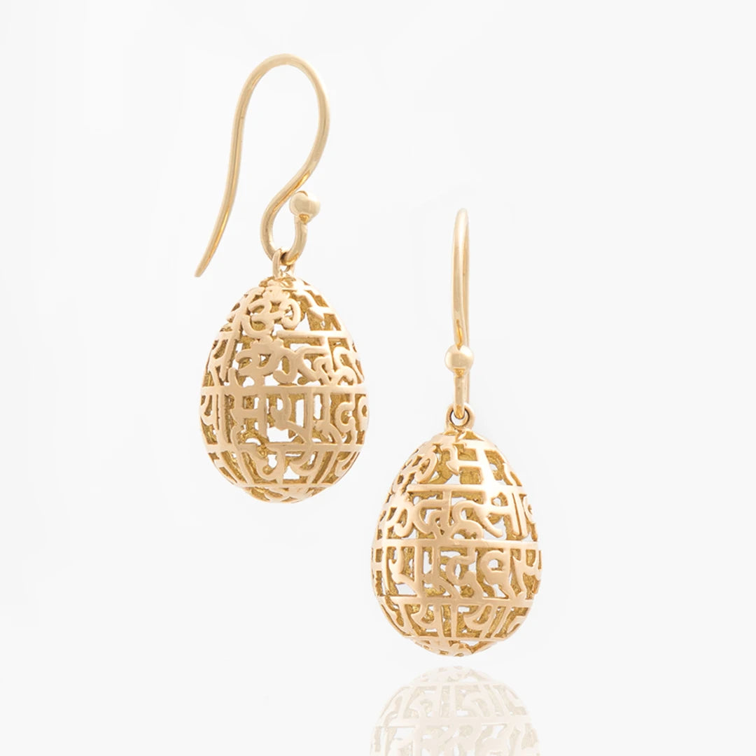 Gayatri Mantra Earring (Small- Plain Gold)