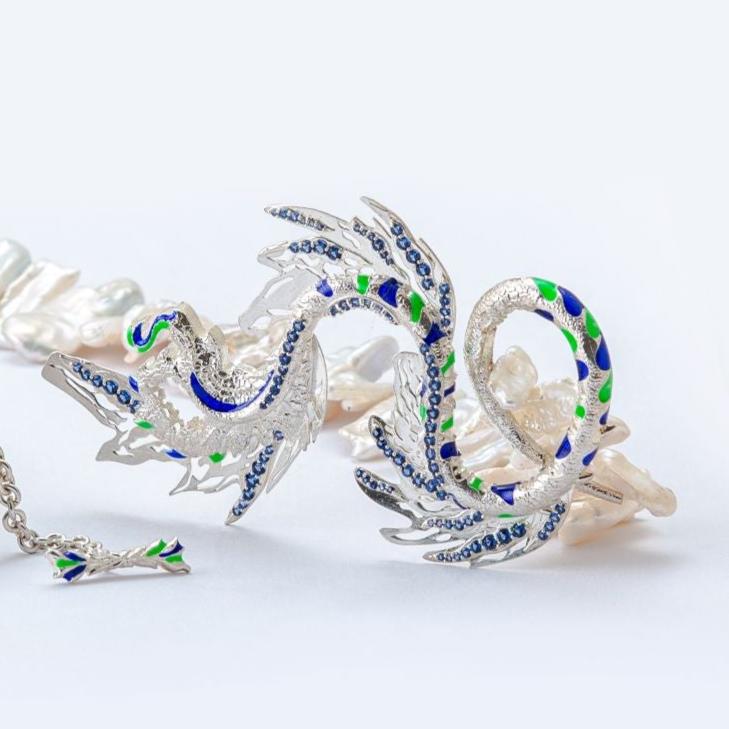 Le Dragon Necklace (Silver)
